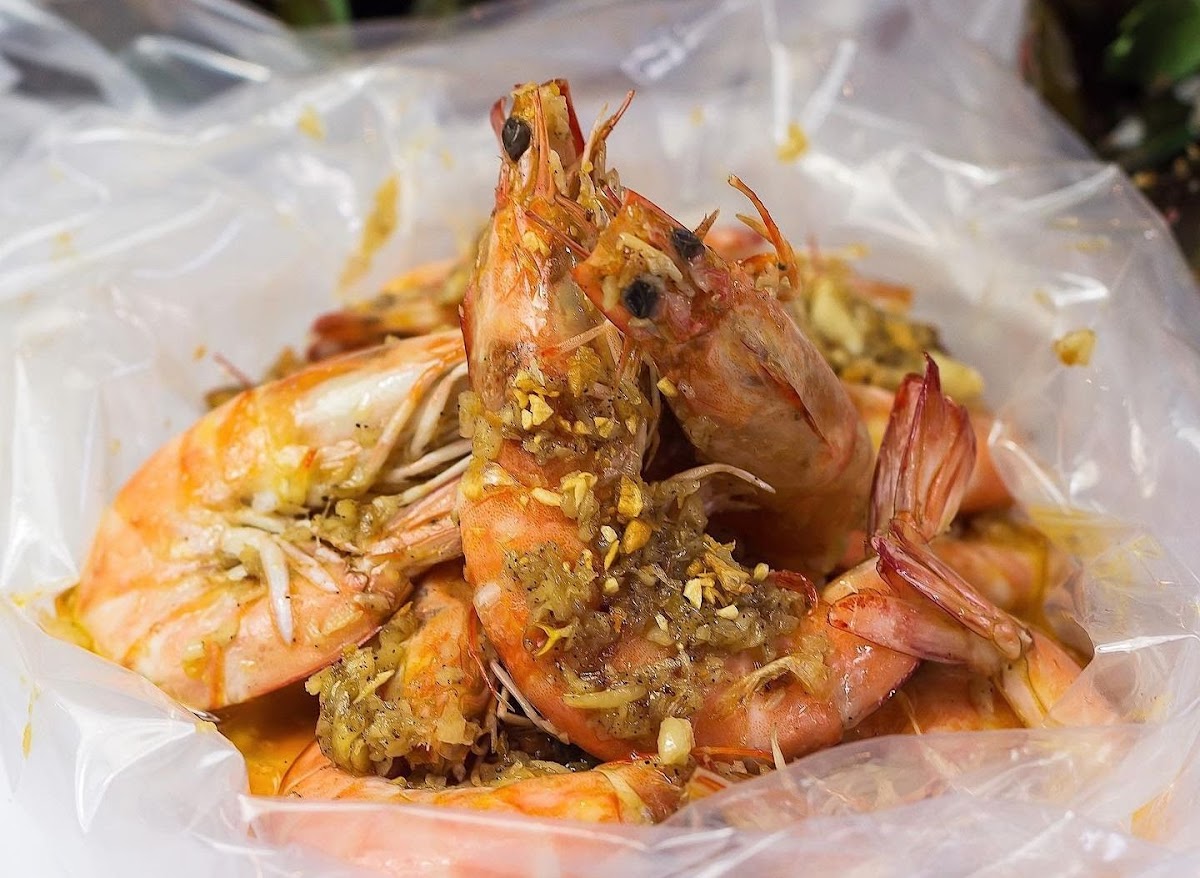 Shrimp Bucket BGC Photo 3