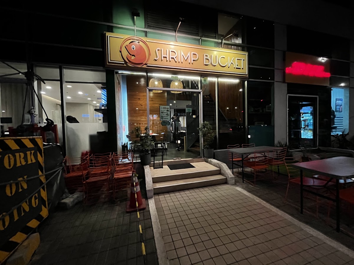 Shrimp Bucket BGC Photo 4