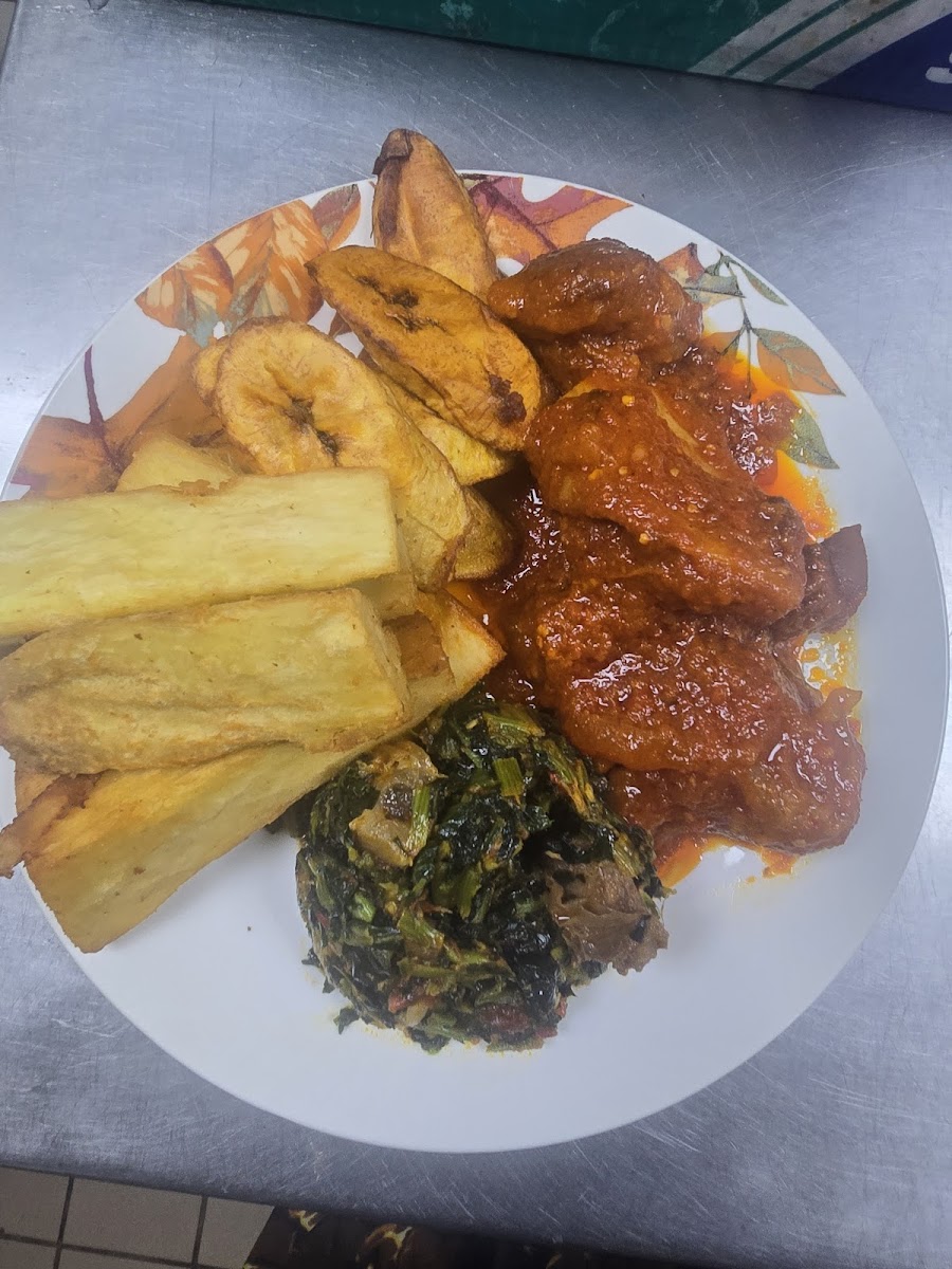 Dee Titolat African Restaurant Photo 4