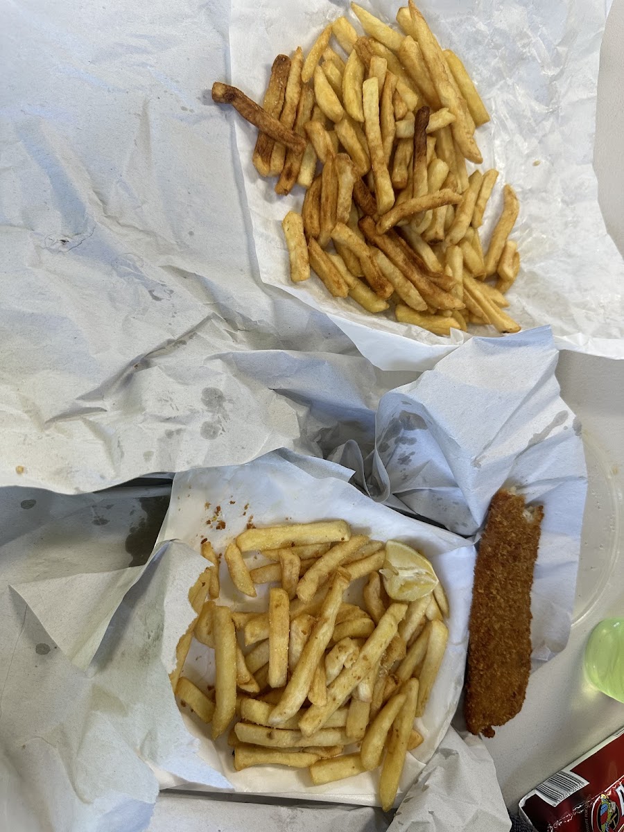 David's Snack Bar Photo 2