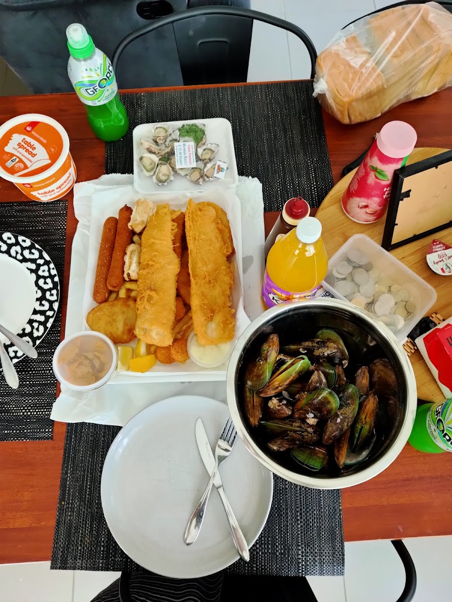 David's Snack Bar Photo 7
