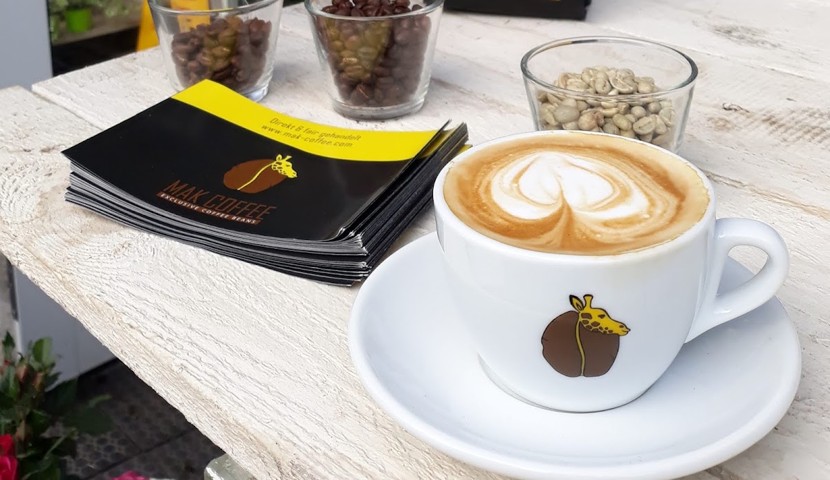 MAK Afrika Kaffeerösterei und Café Photo 6