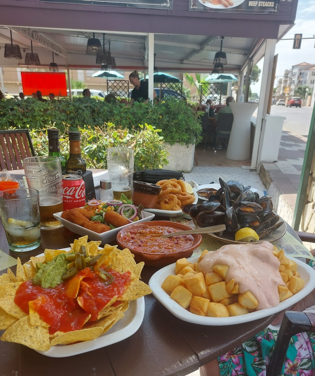 Junior tapas Bar Photo 9