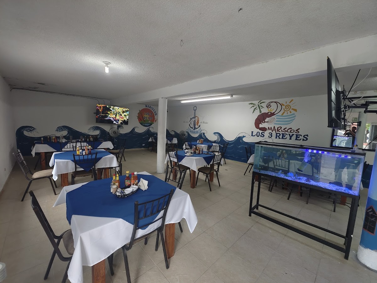 Restaurante de Mariscos ' LOS 3 REYES '