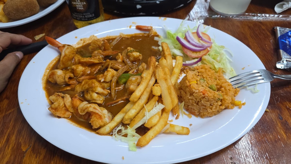Restaurante de Mariscos ' LOS 3 REYES ' Photo 4