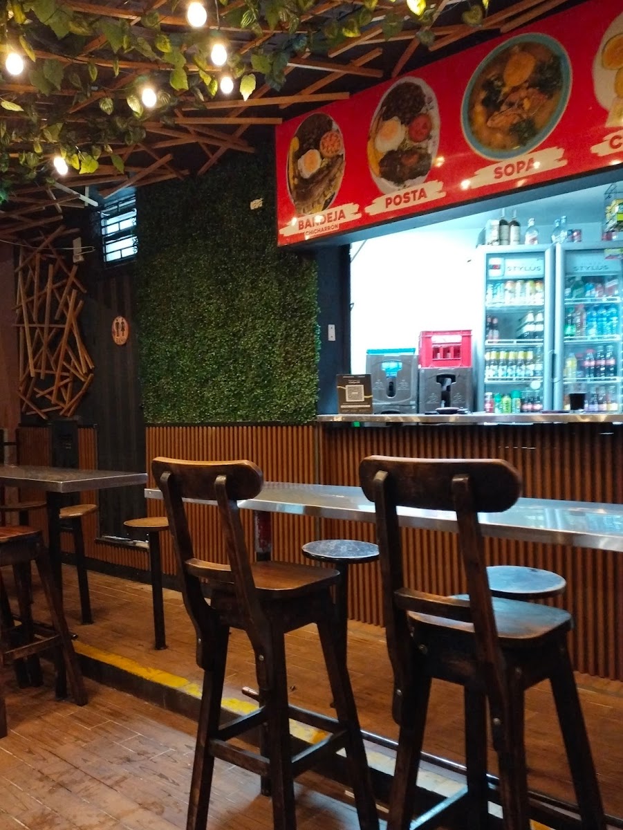 LA LLANERA Restaurante Bar
