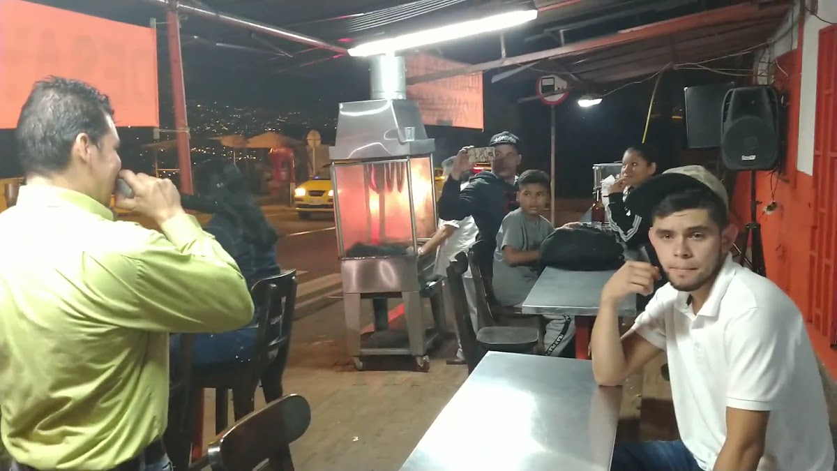 LA LLANERA Restaurante Bar Photo 6