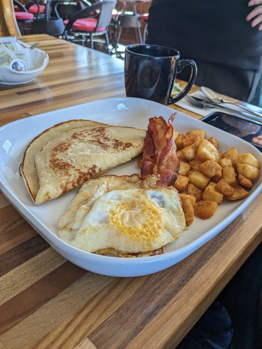 Ije's Place: Cafe & Bakery Photo 9