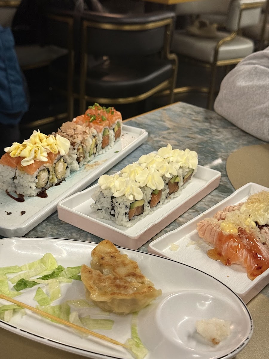 Wamy Sushi Photo 4
