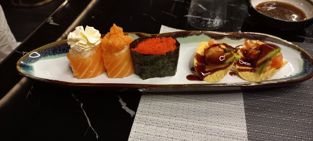 Wamy Sushi Photo 7