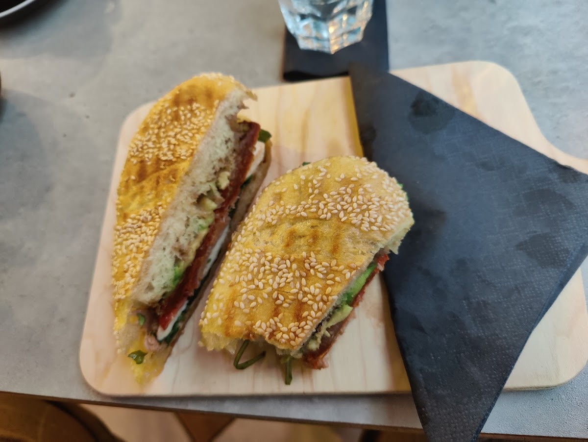 Cafe’ MachBar Photo 8