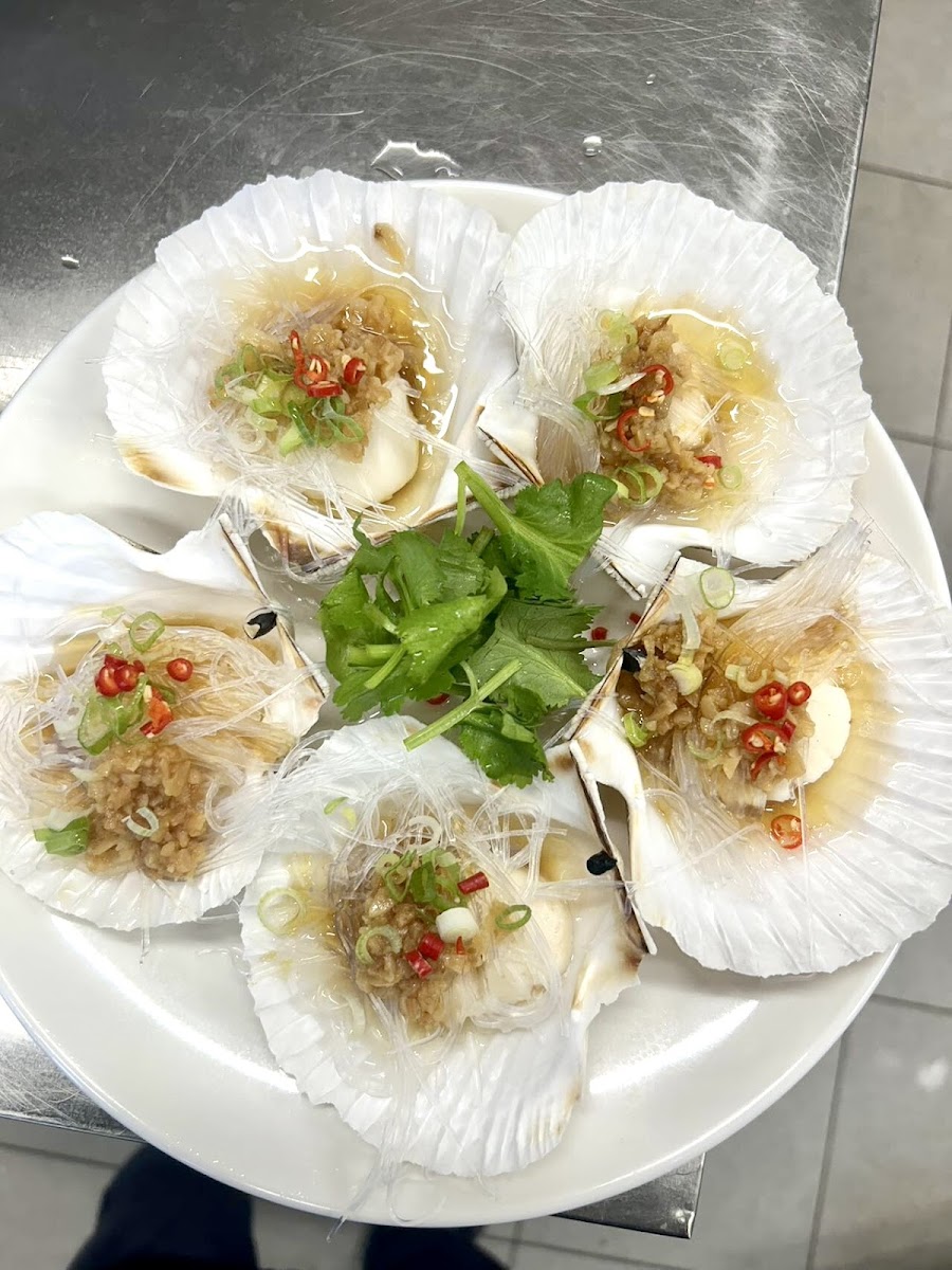 Leading Seafood Hotpot Photo 7