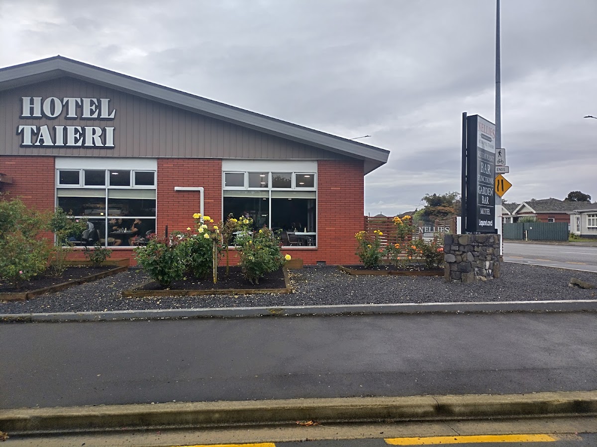 Nellies Wine Bar & Restaurant