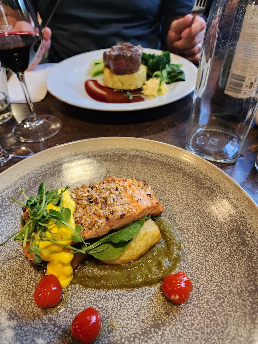 Nellies Wine Bar & Restaurant Photo 3