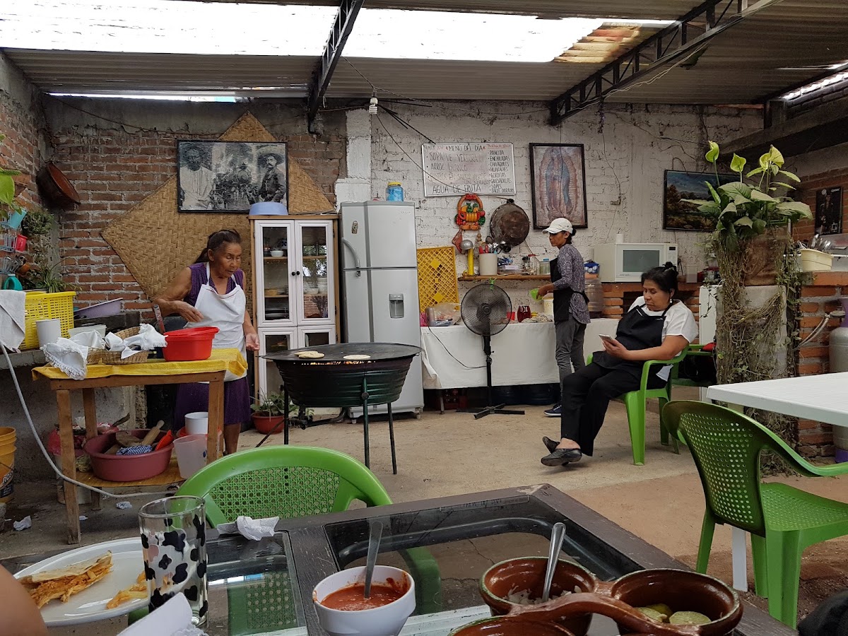 COCINA ECONOMICA ' JARDIN DE JAQUELIN'
