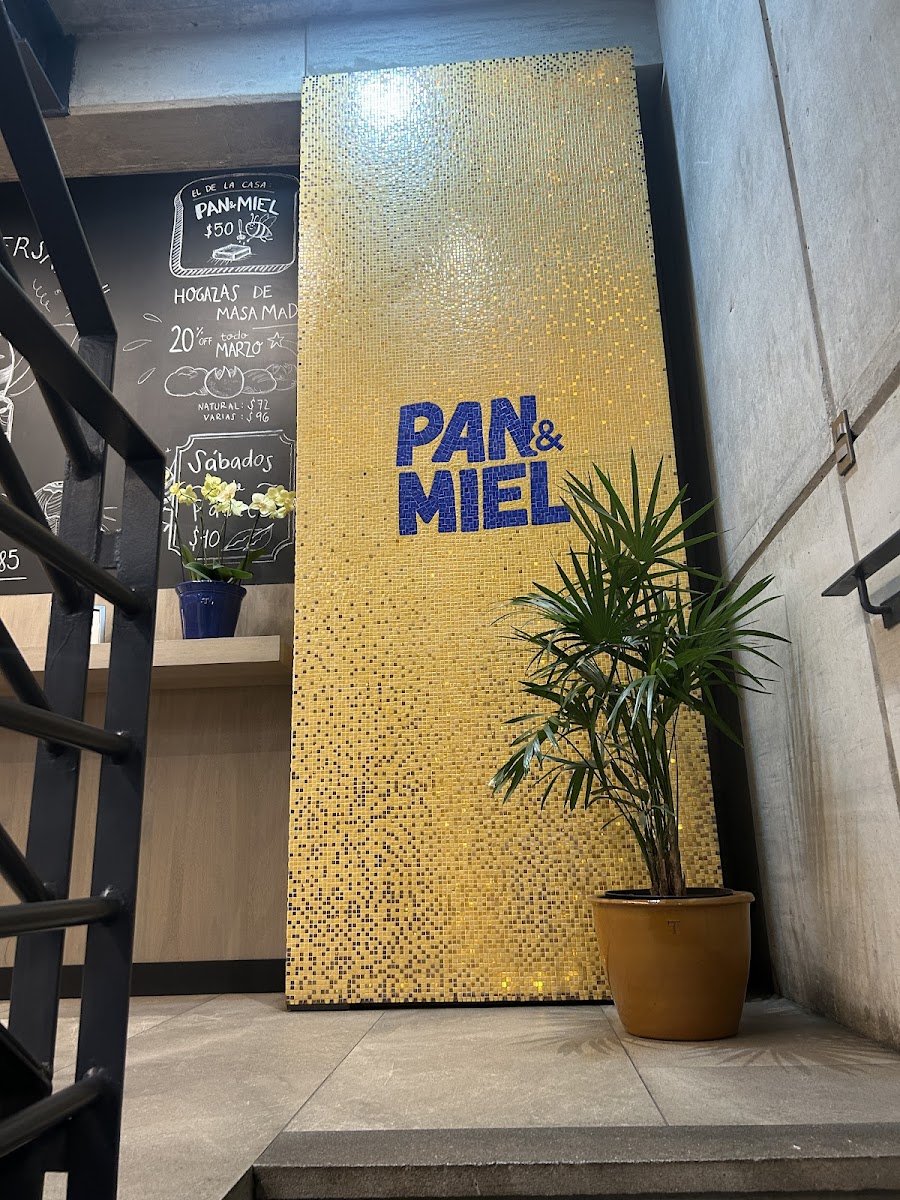 Terraza Miel