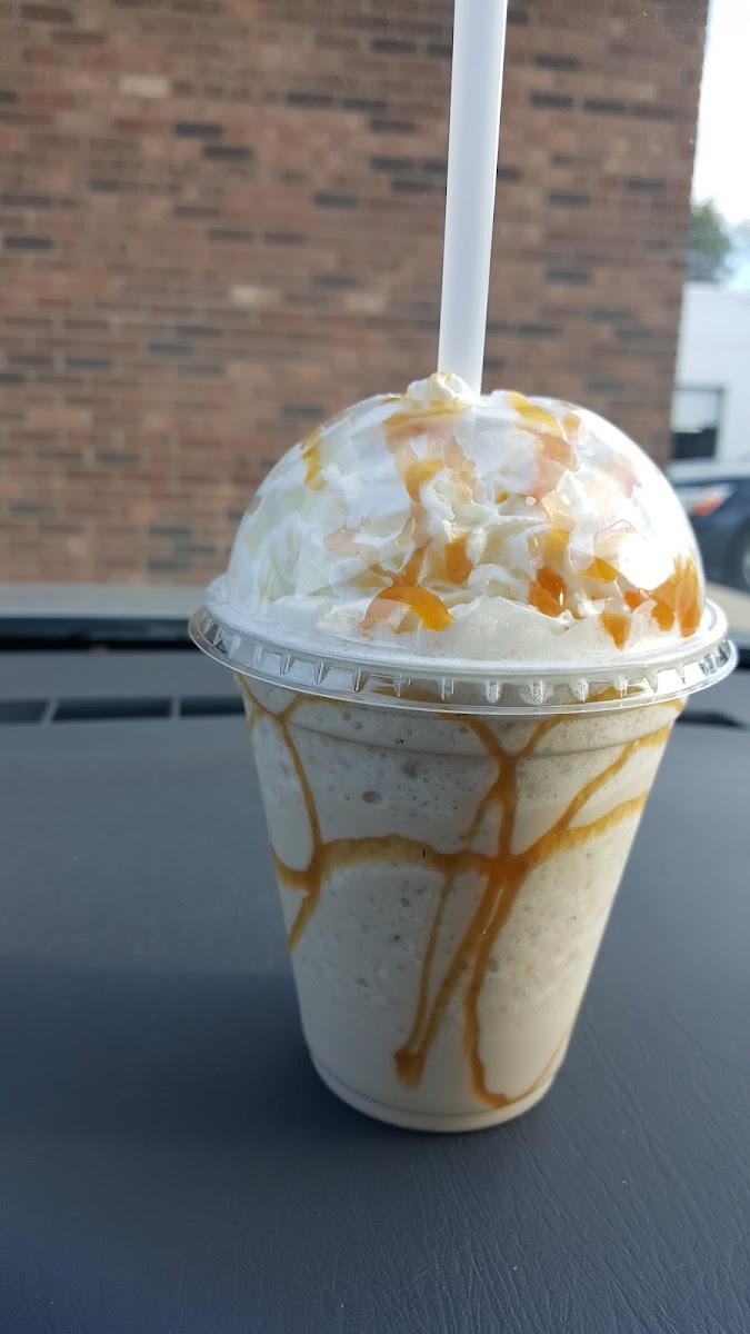 16/90 T'ville Scoops Photo 8