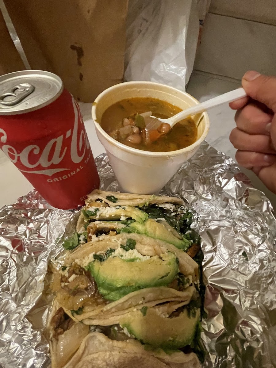 Taqueria El Serranito Photo 7