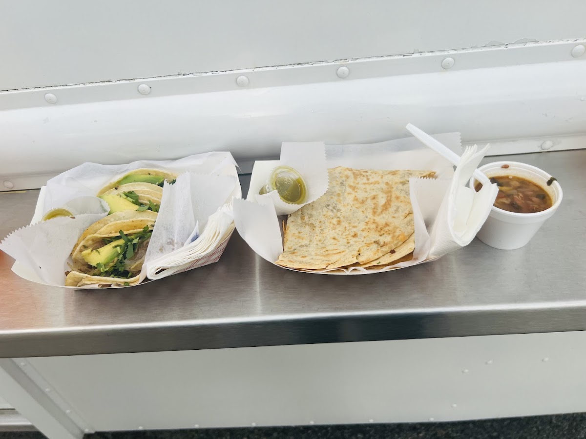 Taqueria El Serranito Photo 9