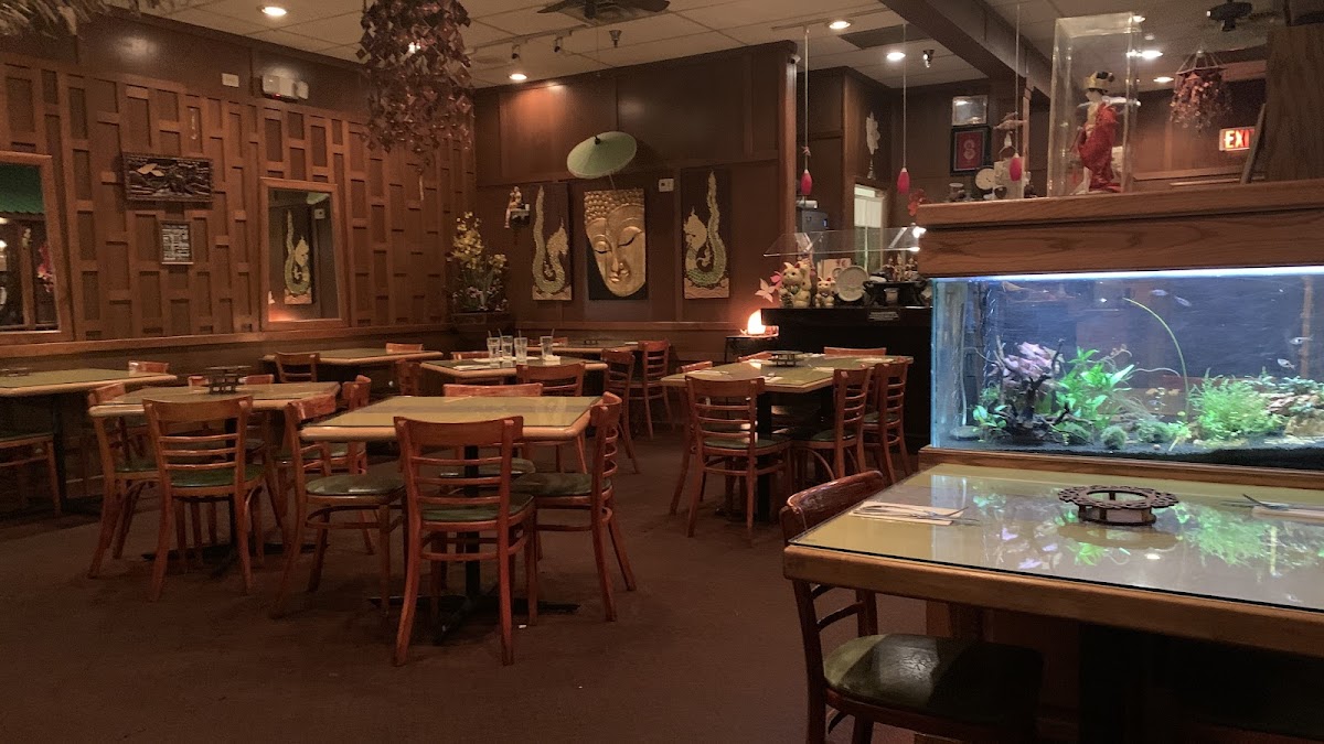 Chow Thai Cuisine