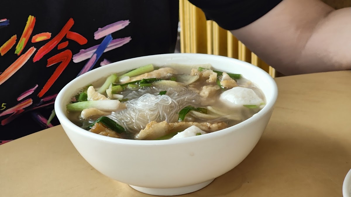 通记鱼丸 • Twin Kee Home Made Fish Ball Noodles Soup Photo 3