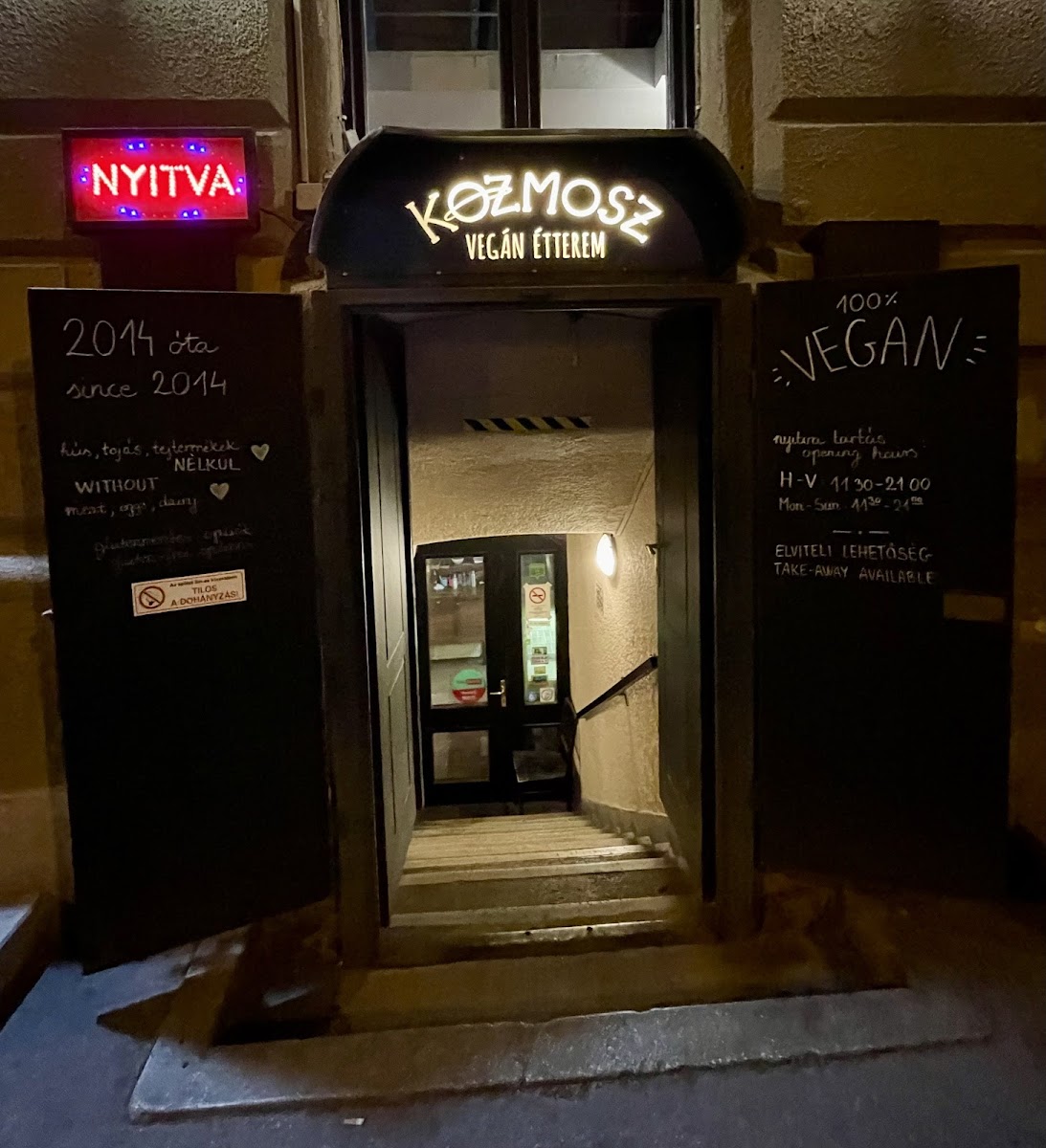 Kozmosz Vegan Restaurant Photo 1