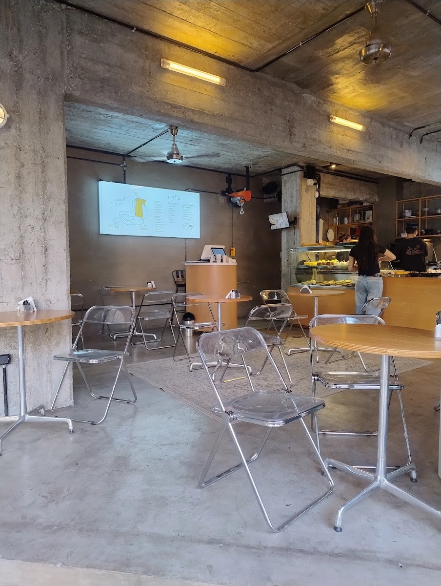 Crabi Café Photo 3