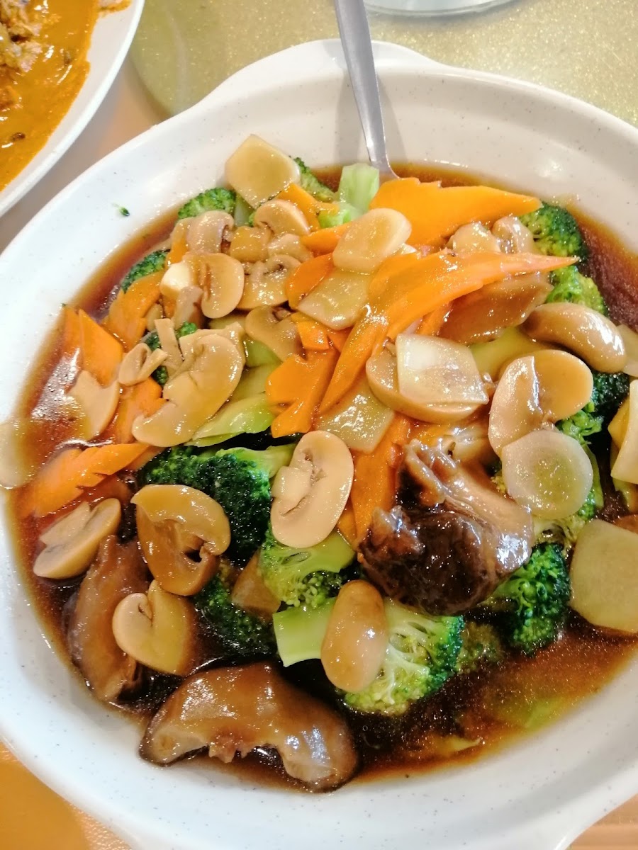 Tian Xiang Yuan Vegetarian Restaurant 天香苑 Photo 10