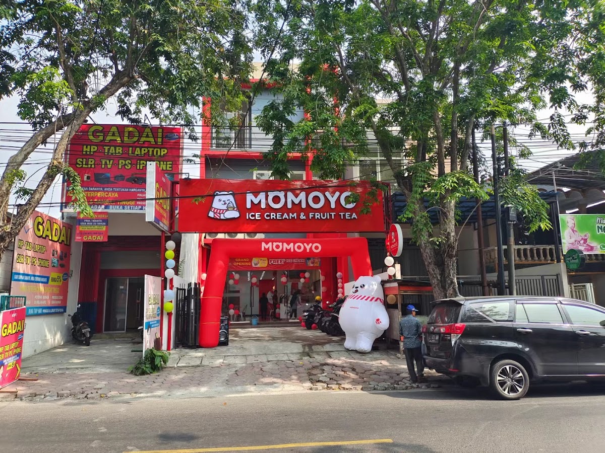 Momoyo Ice Cream & Fruit Tea Gresik