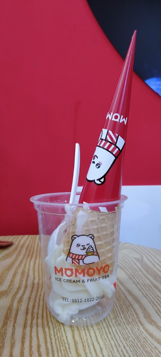 Momoyo Ice Cream & Fruit Tea Gresik Photo 5