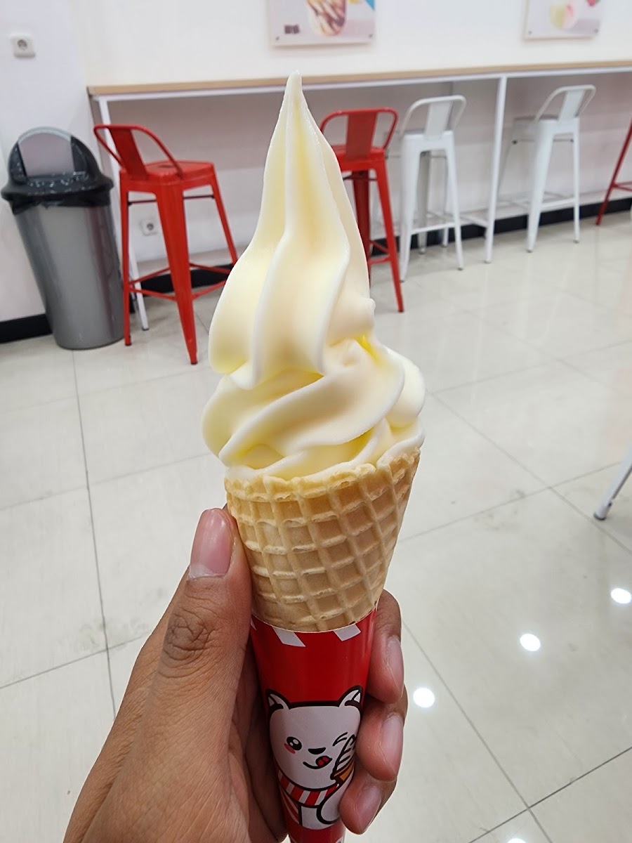 Momoyo Ice Cream & Fruit Tea Gresik Photo 8