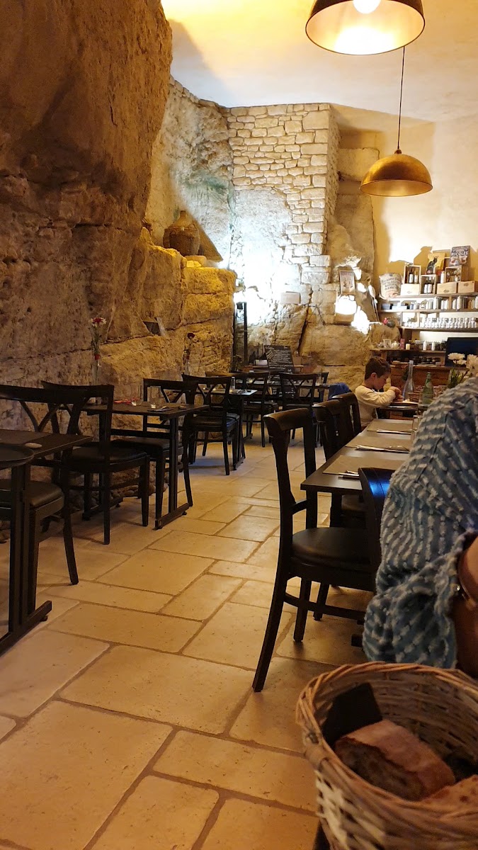 La Taverne de Lou Castelou Photo 2