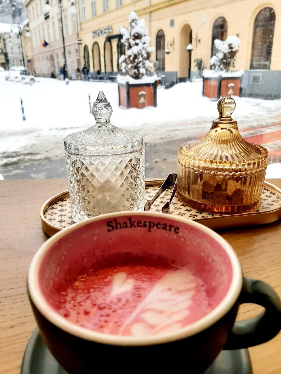 Shakespeare Coffee & Poetry Photo 10