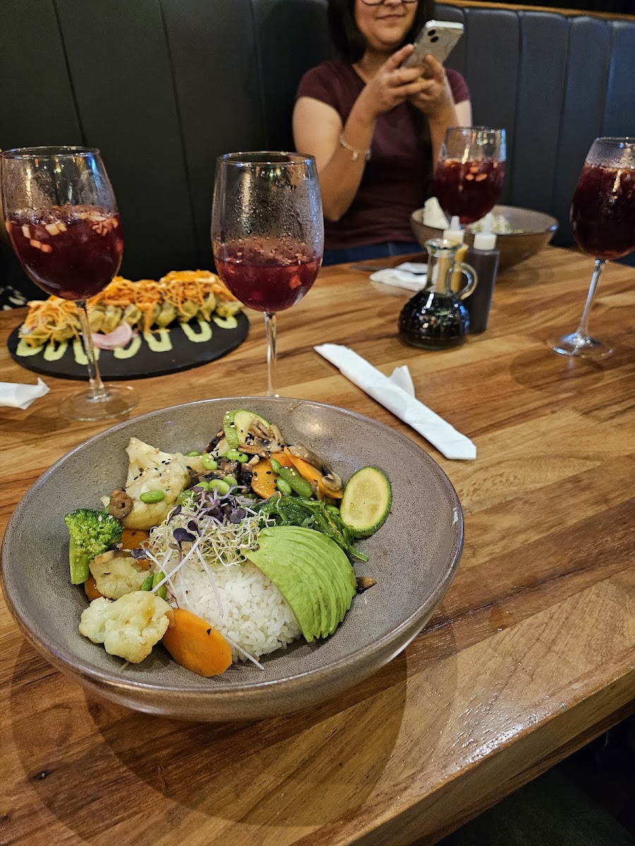 Kahe Sushi Photo 7