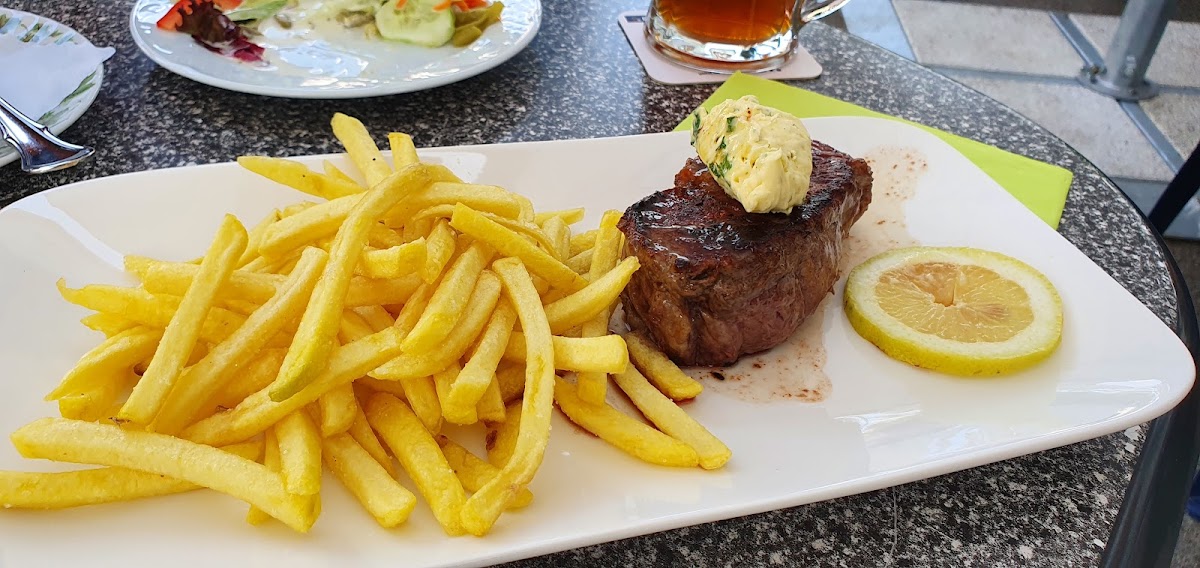 Restaurant Neuenhof Kockenberg / Remscheid Photo 10