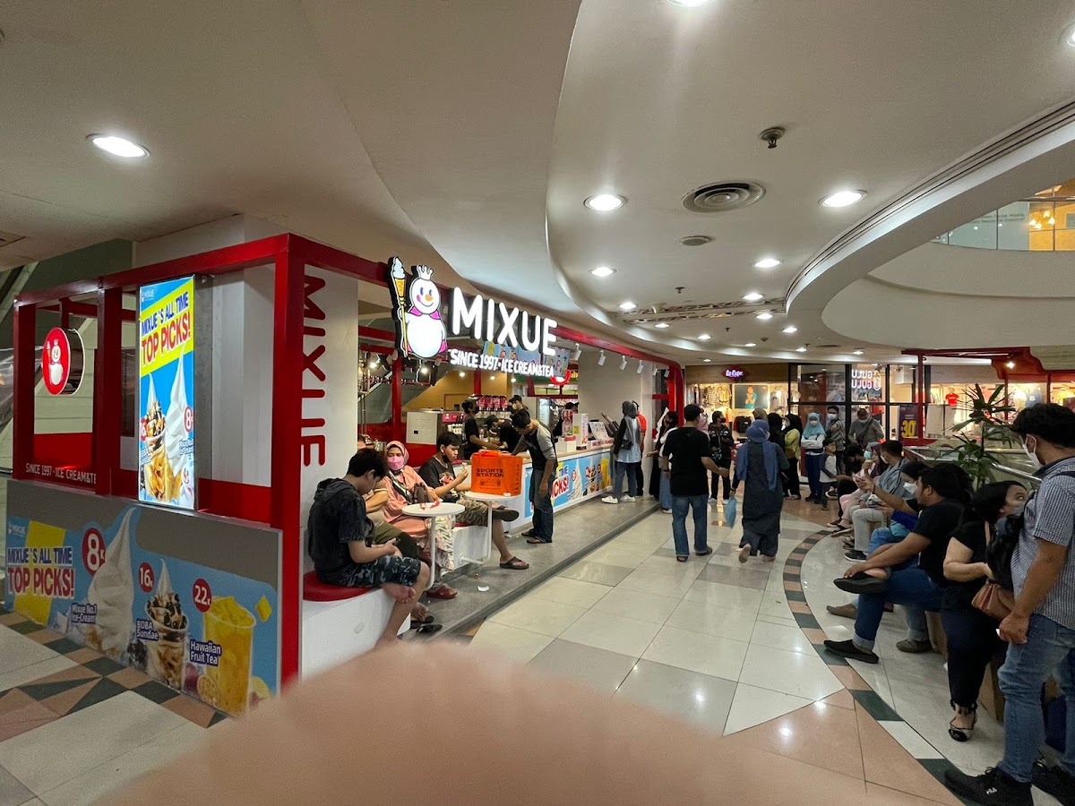 Mixue Plaza Atrium Senen