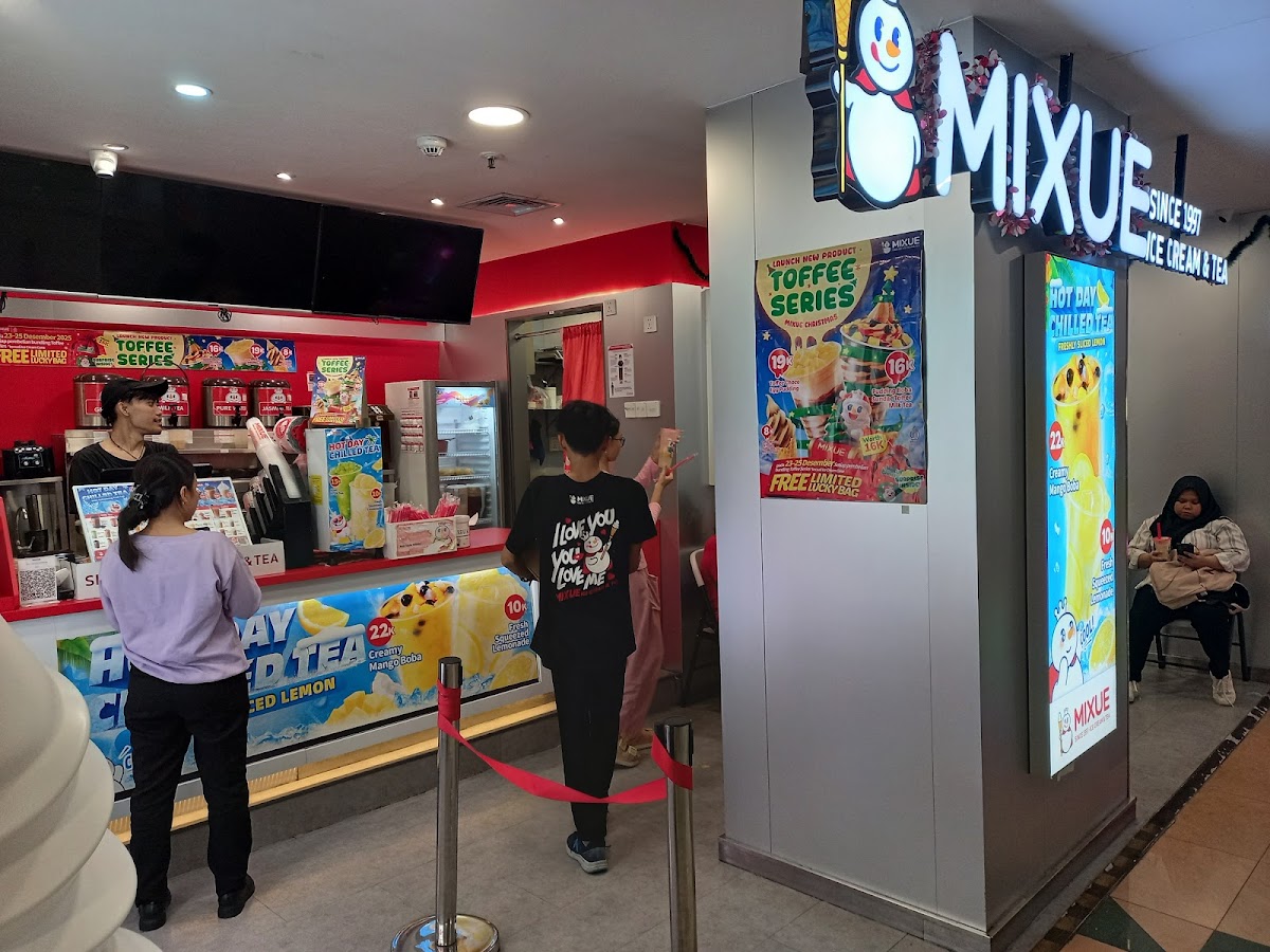 Mixue Plaza Atrium Senen Photo 3