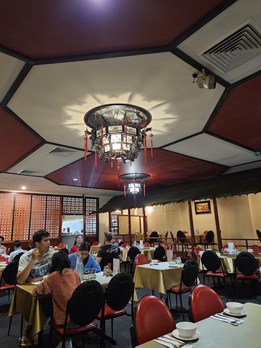 Pacific Palace Chinese Restaurant Photo 3