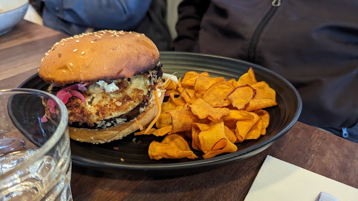 The Foreigner Café Ivanhoe Photo 10