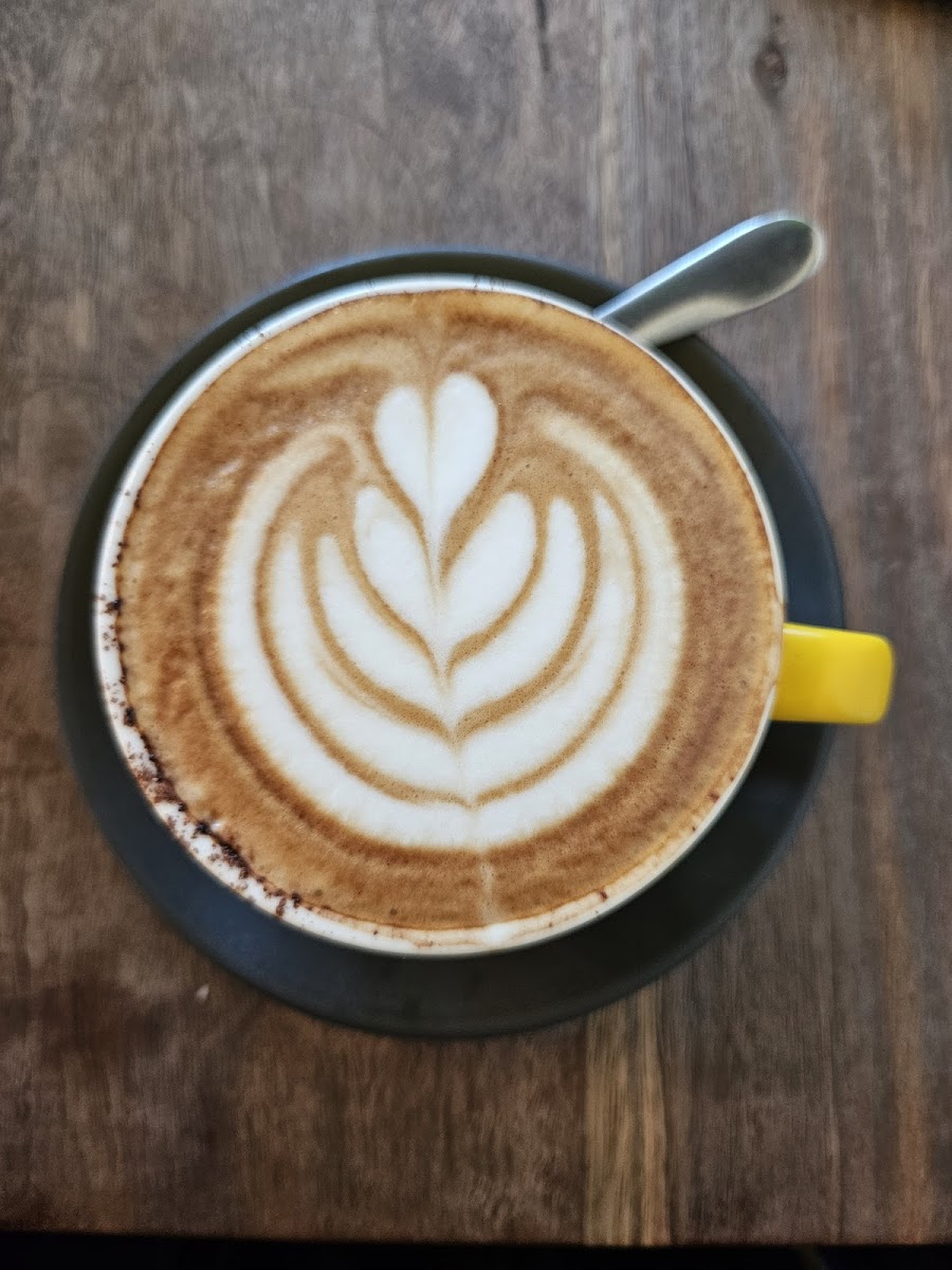 The Foreigner Café Ivanhoe Photo 5