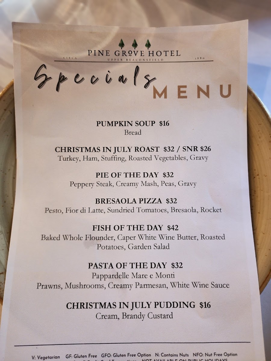 Pine Grove Hotel Photo Menu 4