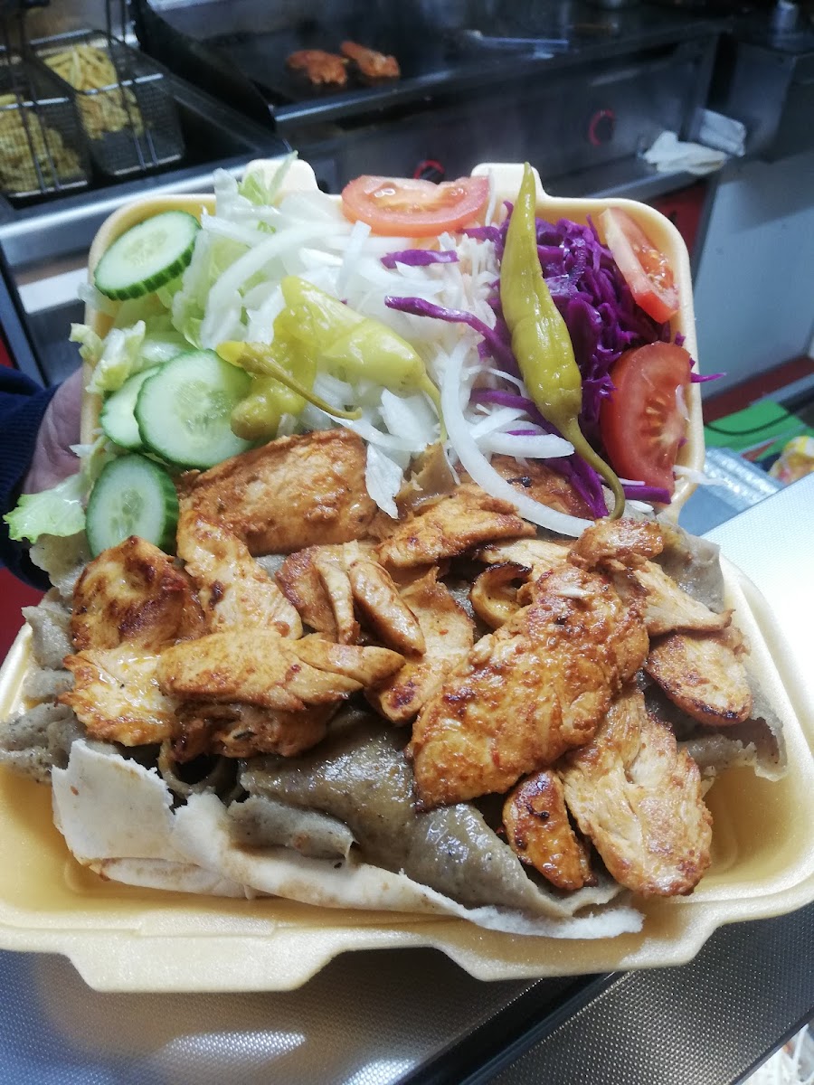 Best Farnham Kebabs Photo 6