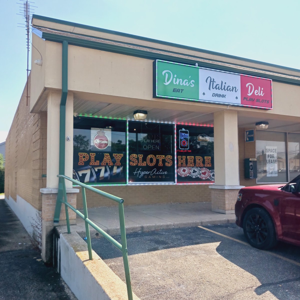 Dina's Italian Deli Photo 3