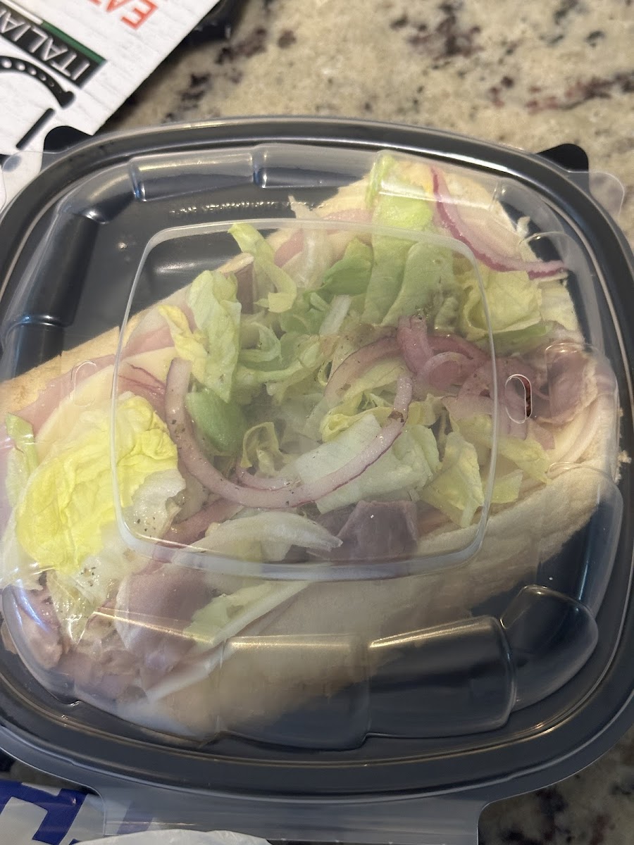 Dina's Italian Deli Photo 5