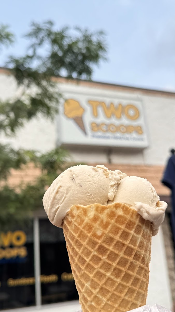 Two Scoops Anoka Photo 9