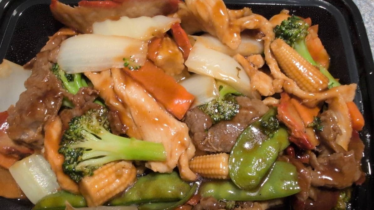China Cafe Photo 3