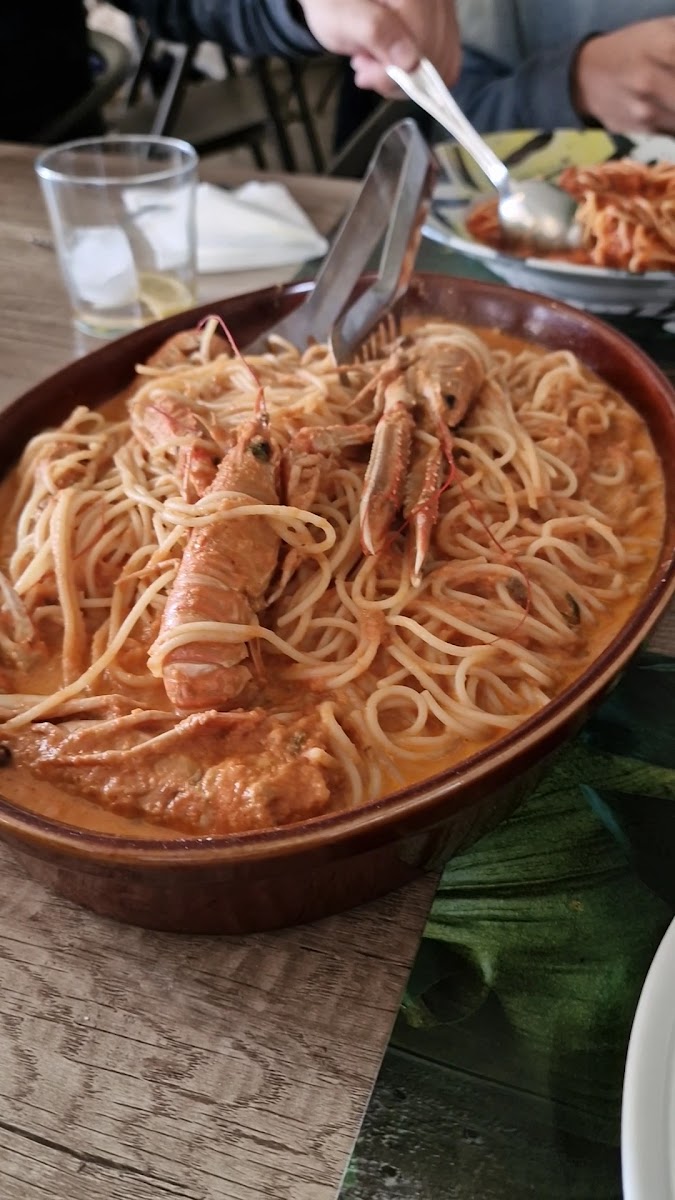 Restaurante La Familia Photo 2