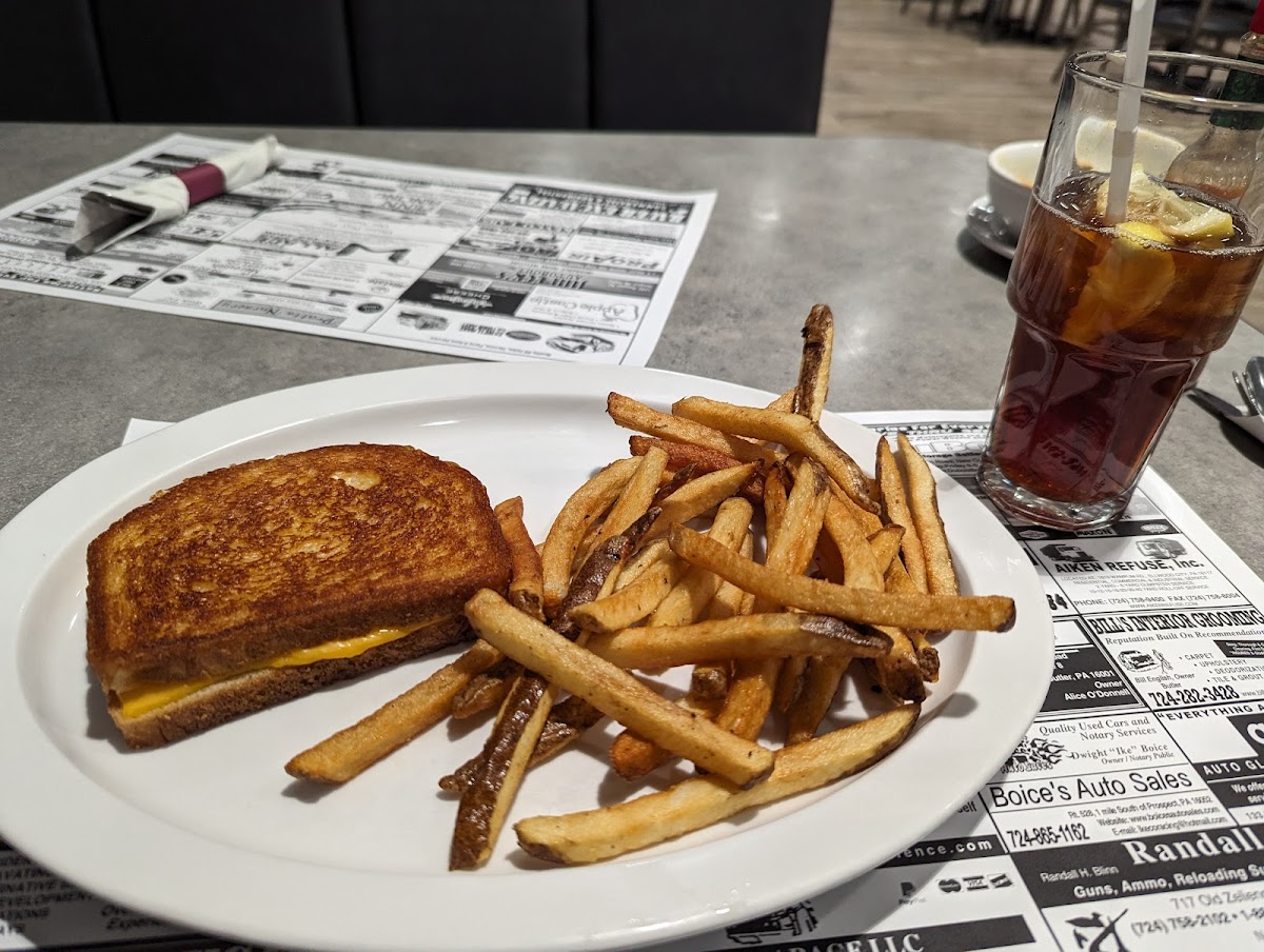 Duke's Diner Photo 10