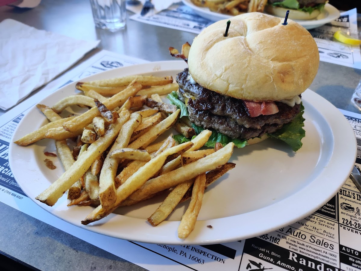 Duke's Diner Photo 9