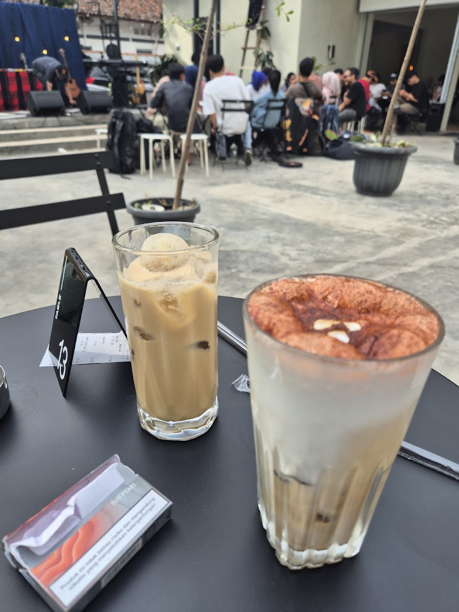 YESS Coffee & Eatery Photo 8